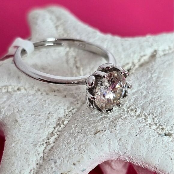 GH Color 8mm Moissanite 925 Sterling Silver Ring Sz 8.25 (adjustable) - Picture 8 of 8